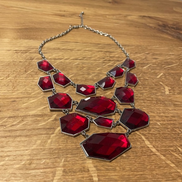 Necklace Fashion Jewelry Red and Silver Geometric Pattern Accessory - Picture 3 of 9